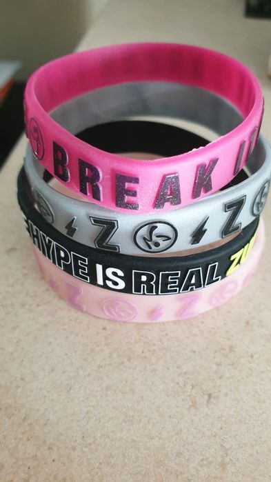 Conjunto de Toalha,e meias  Zumba