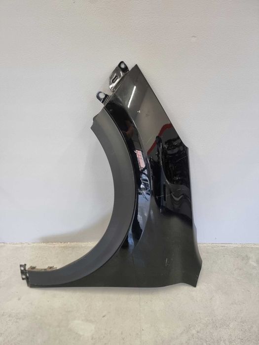 KIA NIRO I крило переднє