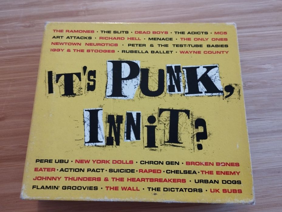 Its Punk, Innit? 3Cd