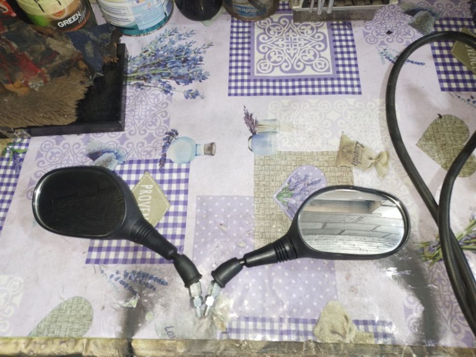 Дзеркала ямаха са 36,і бокова ножка Сузукі летс 2