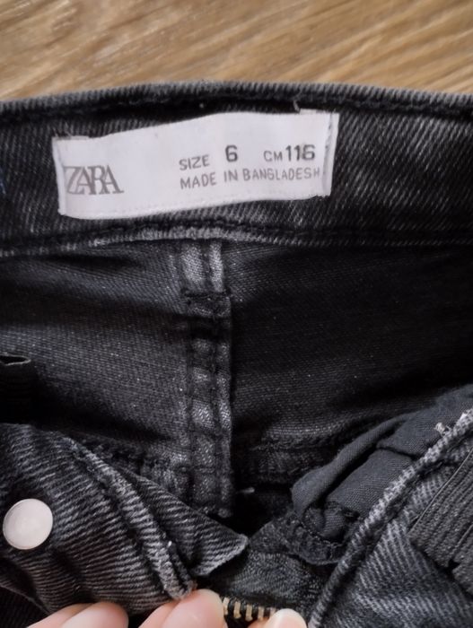 Джинси 116 чорні Zara