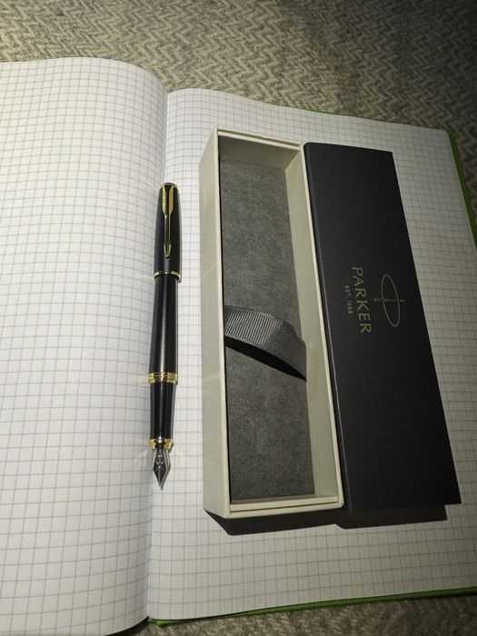 Як нова якісна пірьєва ручка Parker