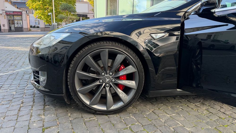 Tesla Model S Super Car Tesla S P85D 772KM Performance w Idealnym Stanie