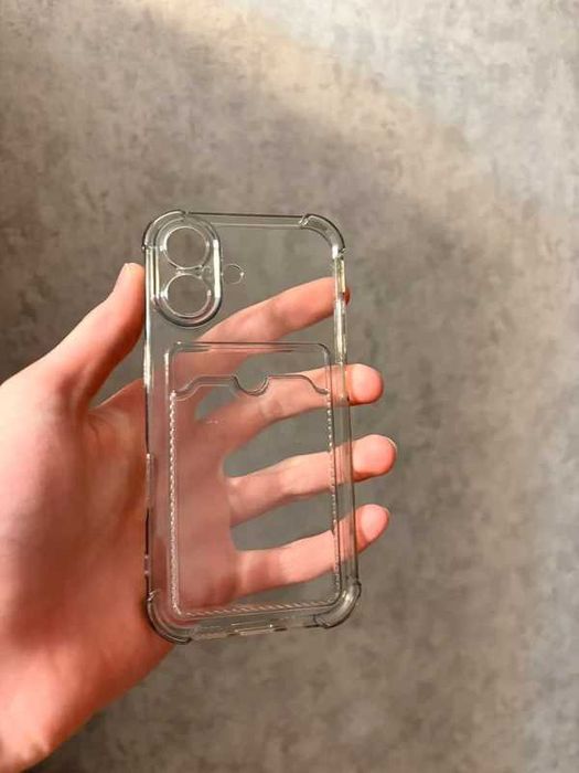 Sprzedam etui do IPhone 16