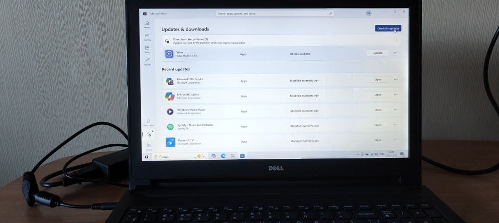 Dell Core i7 8/256 Nvidia 4GB !!!