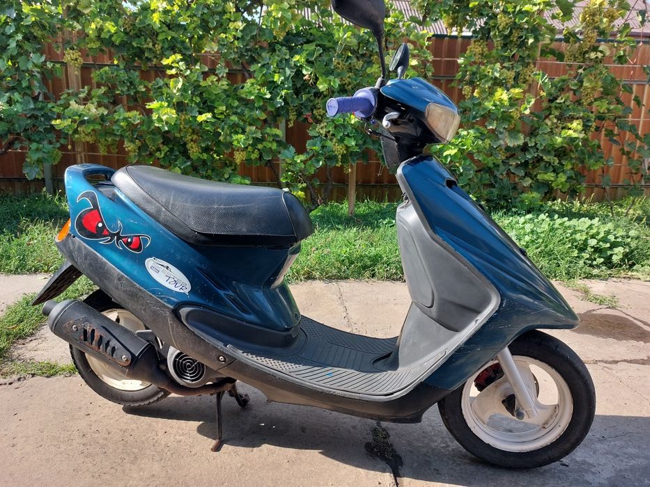 Продам скутер  Yamaha axis