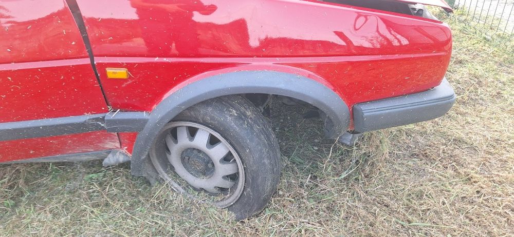 Volkswagen Golf 1.6 GTD