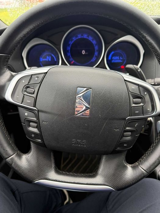 Citroen DS4 eHDI Hibrido Automatico