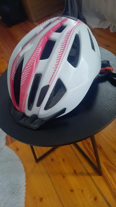 Kask ochronny w bardzo dobrym stanie