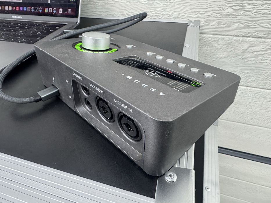 Universal audio Arrow okazja pluginy za 10 tys pln uad 2 najtaniej