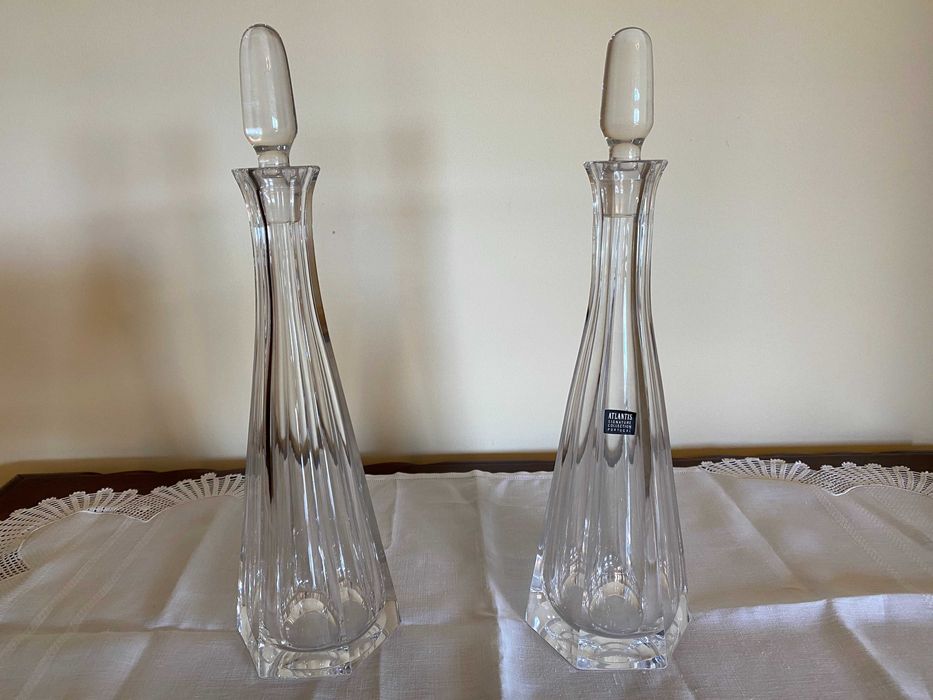 Garrafas de cristal Atlantis Signature Collection, por Gerald Gulotta