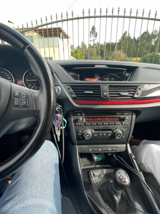 Bmw x1 cor :cinzento