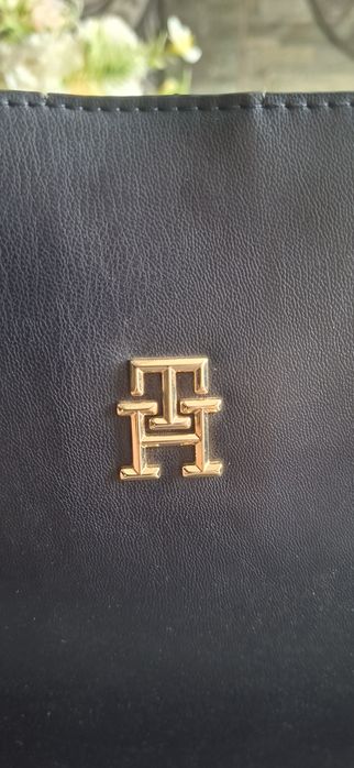 Mala Tommy Hilfiger Iconic nova