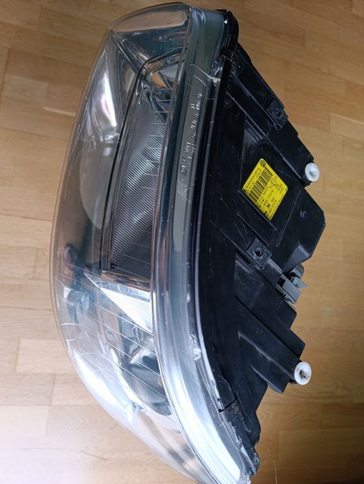Фари  передні Volkswagen Т5