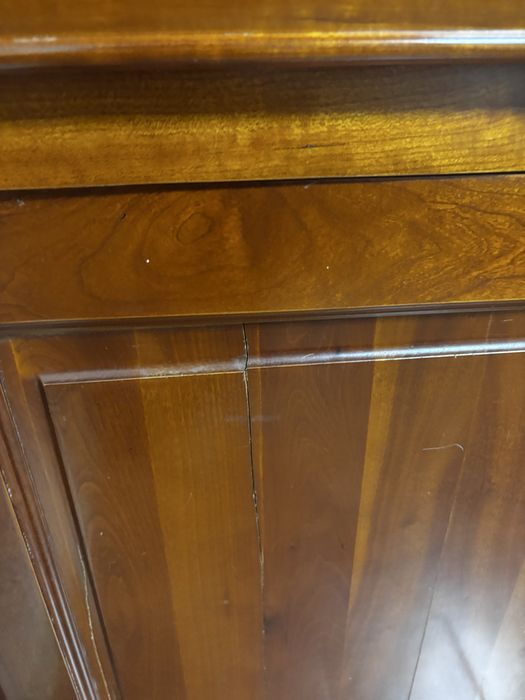 Movel cristaleira madeira de cerejeira