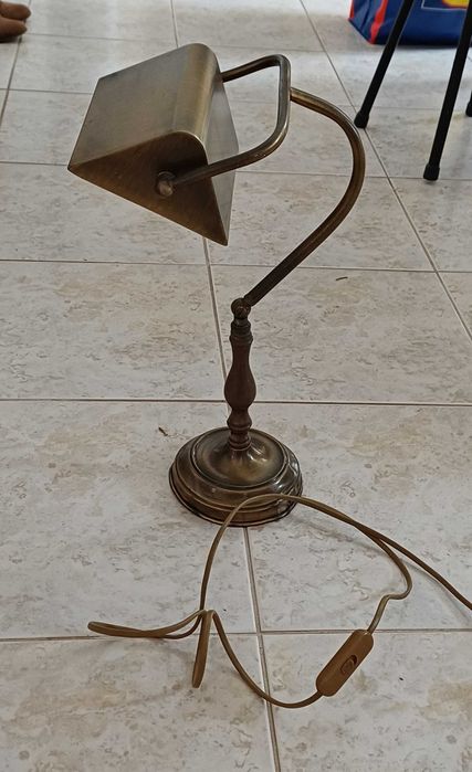 candeeiro de secretária