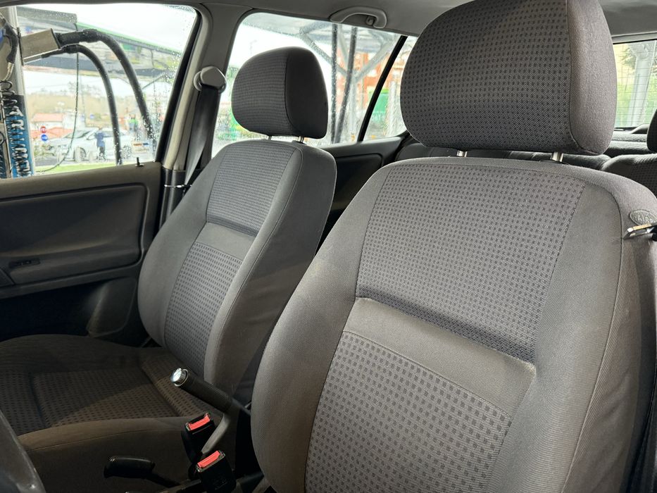 Polo 1.4 gasolina com AC