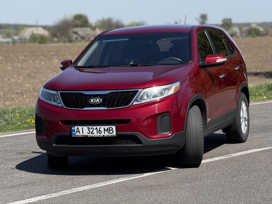 Продам Kia Sorento 2013