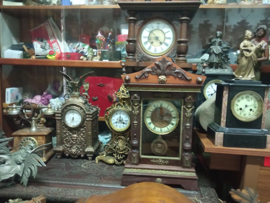 Itens disponíveis. vários preços, vários tamanhos, vários modelos.