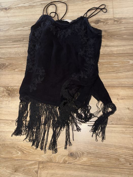 Zara Basic# wyprzedaż szafy# top z fredzlami # S