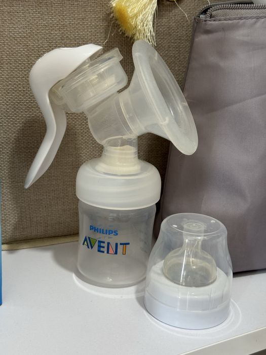 Молоковідсмоктувач Philips Avent + подарунки
