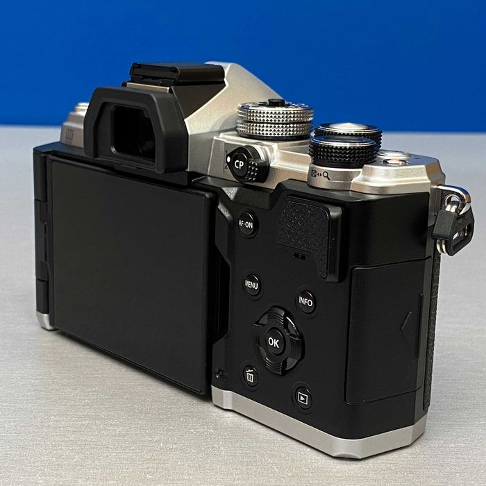 OM System OM-3 (Corpo) - 20.4MP | 3 ANOS DE GARANTIA