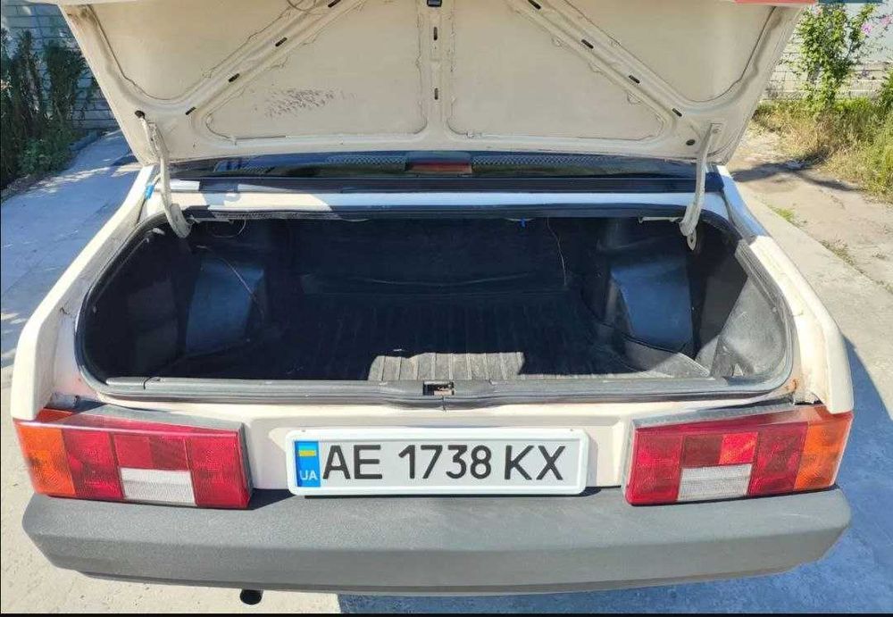 Продам ВАЗ 21099