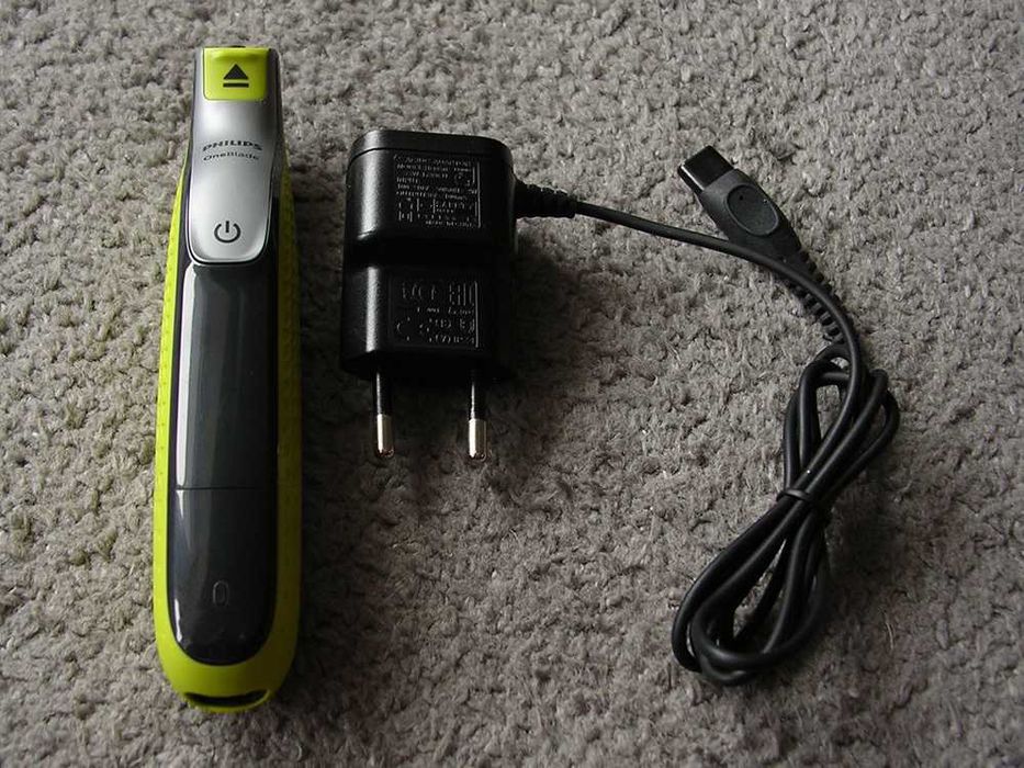 Golarka Philips OneBlade QP2630/30 + ładowarka