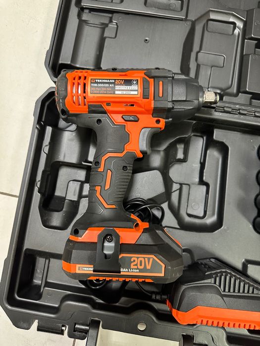 Гайковерт Tekhmann TIW-300 / i20 kit