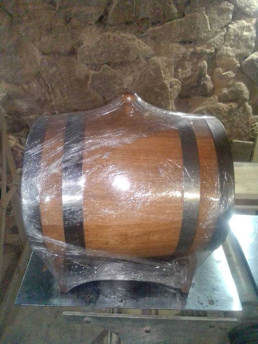 Авторські бочки дубові й діжки від виробника (оптом/вроздріб)