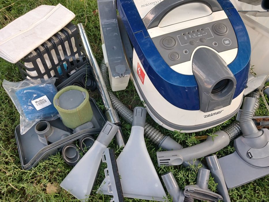 В новому стані пилосос Zelmer 1600W з миючим режимом