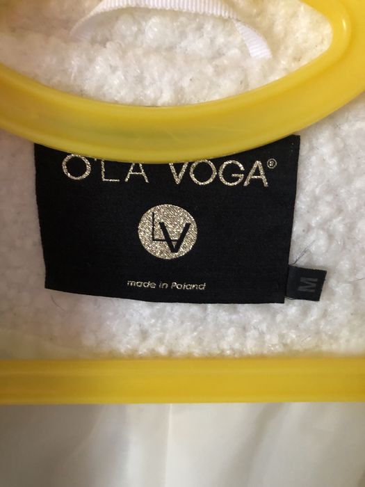 Damski plaszczyk wiosenny ecru rozmiar M