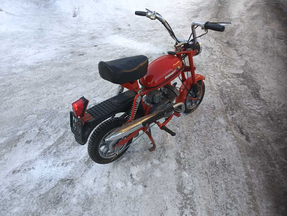 Motorynka zarejestrowana biała tablica