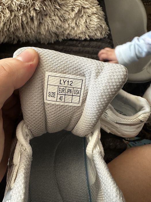 Кросівки 40 розмір 26 см