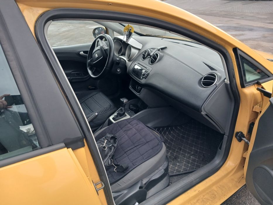 Продам авто SEAT Ibiza 1.2 автомат 2011року