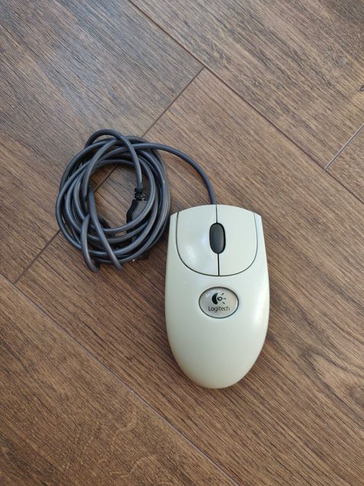 Дротова оптична комп'ютерна миша Logitech Premium Optical Mouse M-BT58