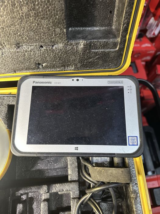 GNSS приймач E SURVEY E300 PRO Panasonic FZ-M1 Leica