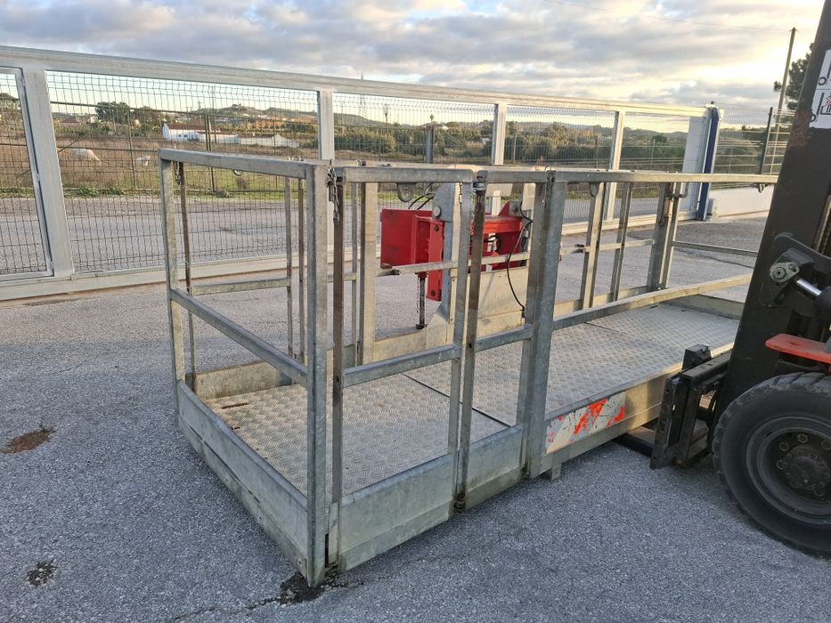 Cesta articulada Manitou