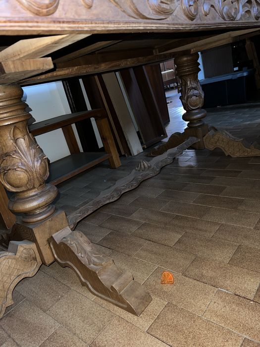 Mesa de sala clássica