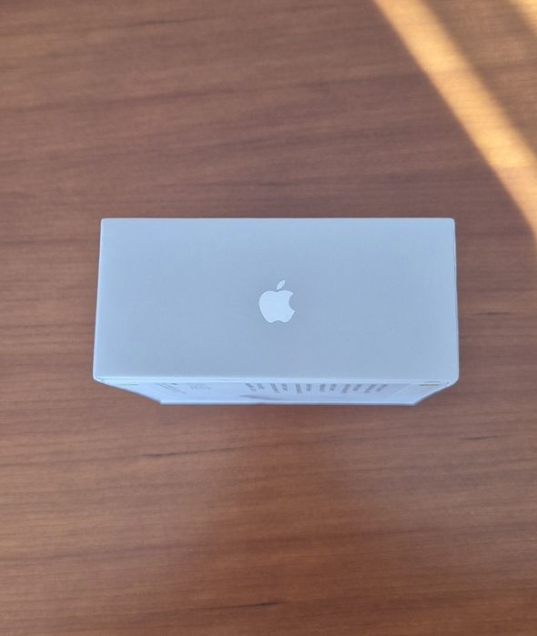 Fones de Ouvido (2nd generation)