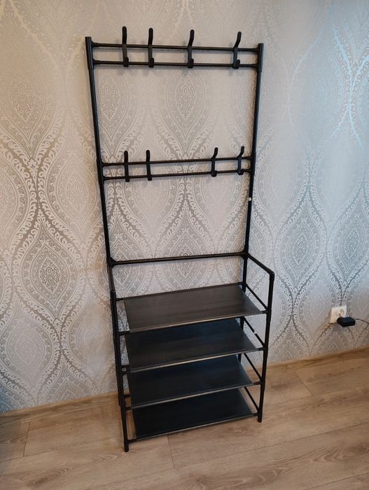 Nowy czarny wieszak na ubrania z regałem na buty 4 poziomy