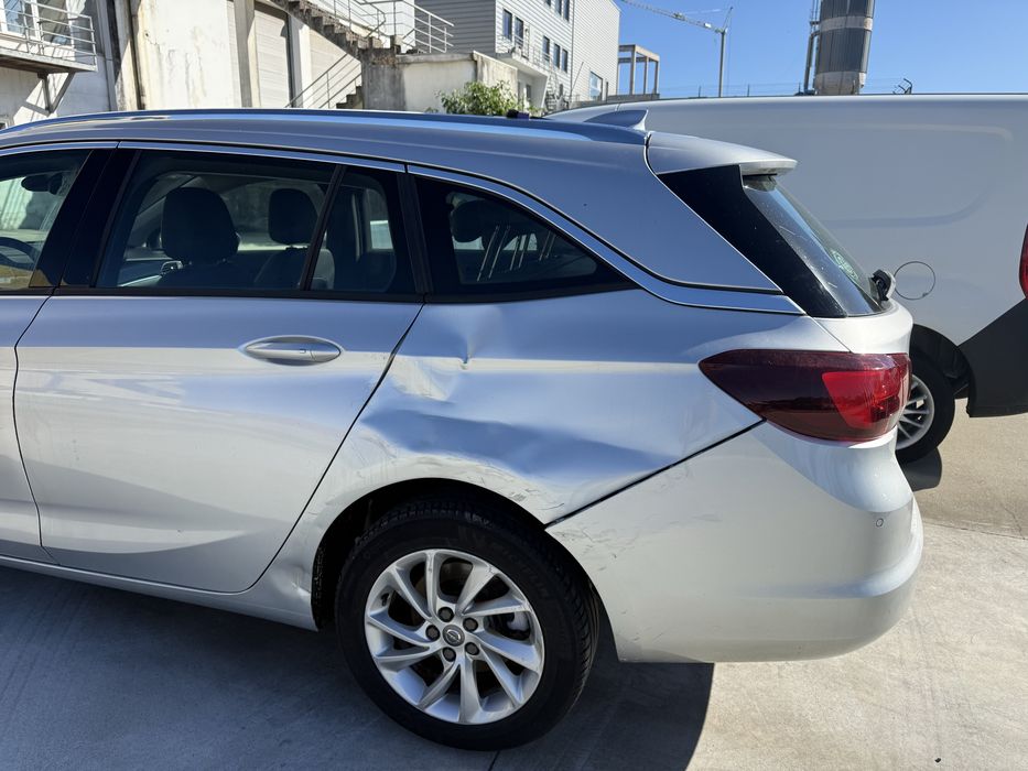 Opel astra 1.6 cdti salvado