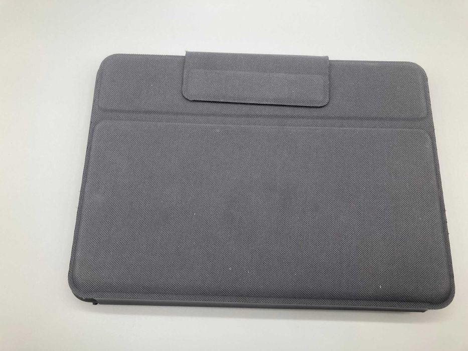 Чохол-клавіатура для Ipad 7, 8, 9-го покоління Logitech Rugged Folio – Захист і зручність для iPad!