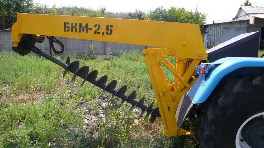 Ямобур бурильно-крановая машина БКМ-420х2.5