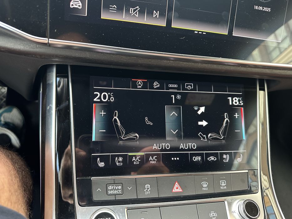 AUDI Q8 3.0 D 2021 офіц.