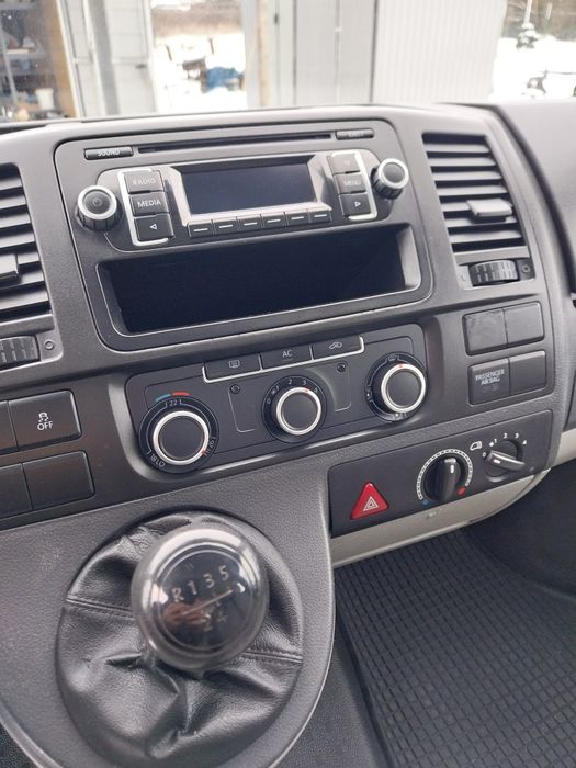 VW t5 lift 9 osobowa