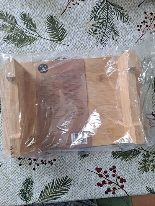 Deska bambusowa na podwyższeniu Spice&Soul
