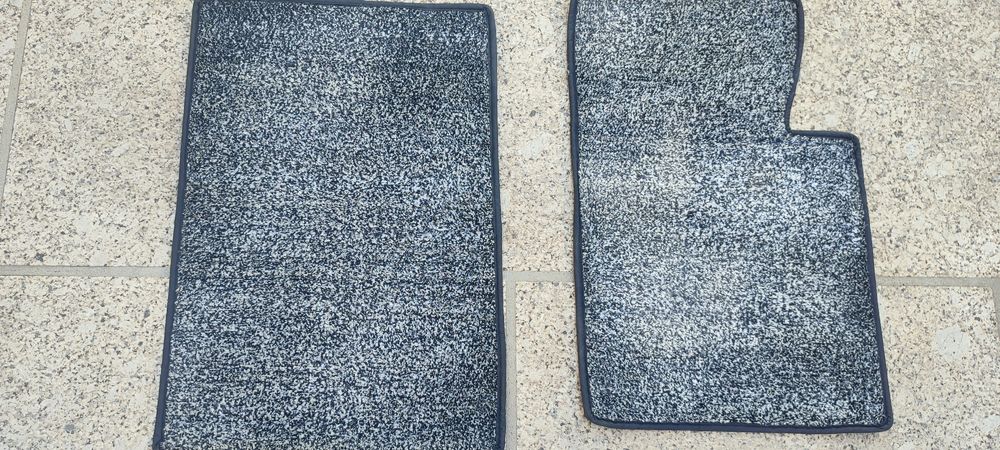 Tapetes vintage MAZDA 818