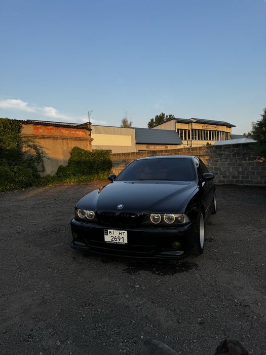 БМВ е39 М-пакет.