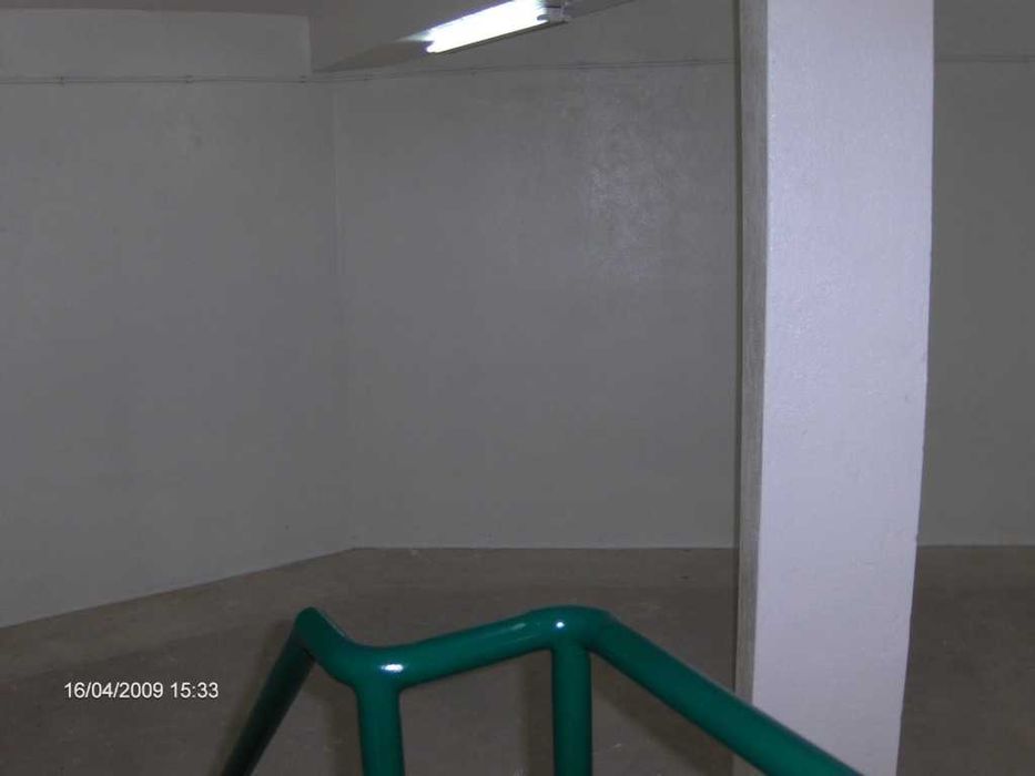 Armazém na Encosta do Sol em Caldas da Rainha